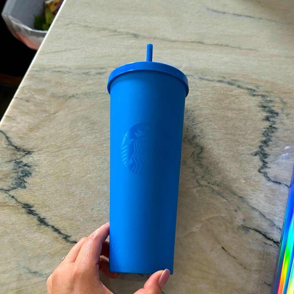 24 oz Starbucks straw bottle in blue